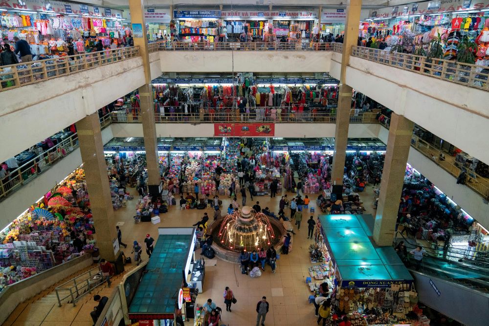 Major Retailers Betting on Vietnam