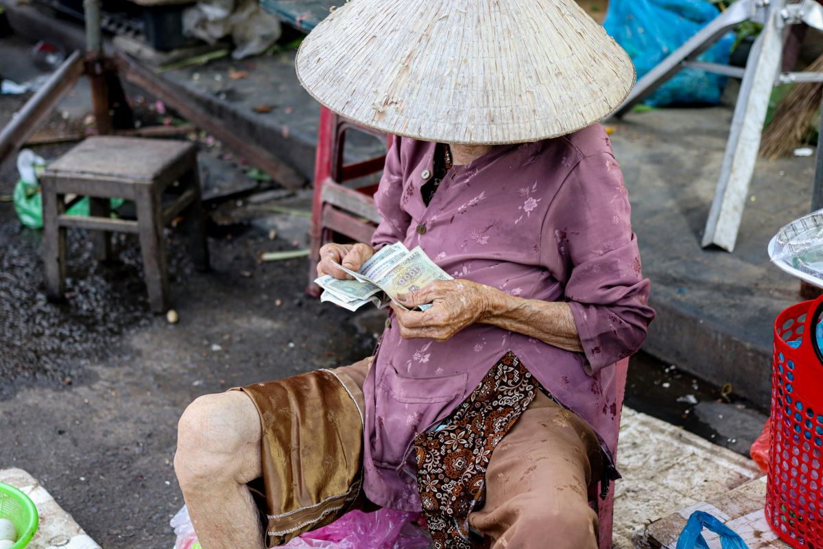 Vietnam Defines E-Money as Digitally Stored Dong