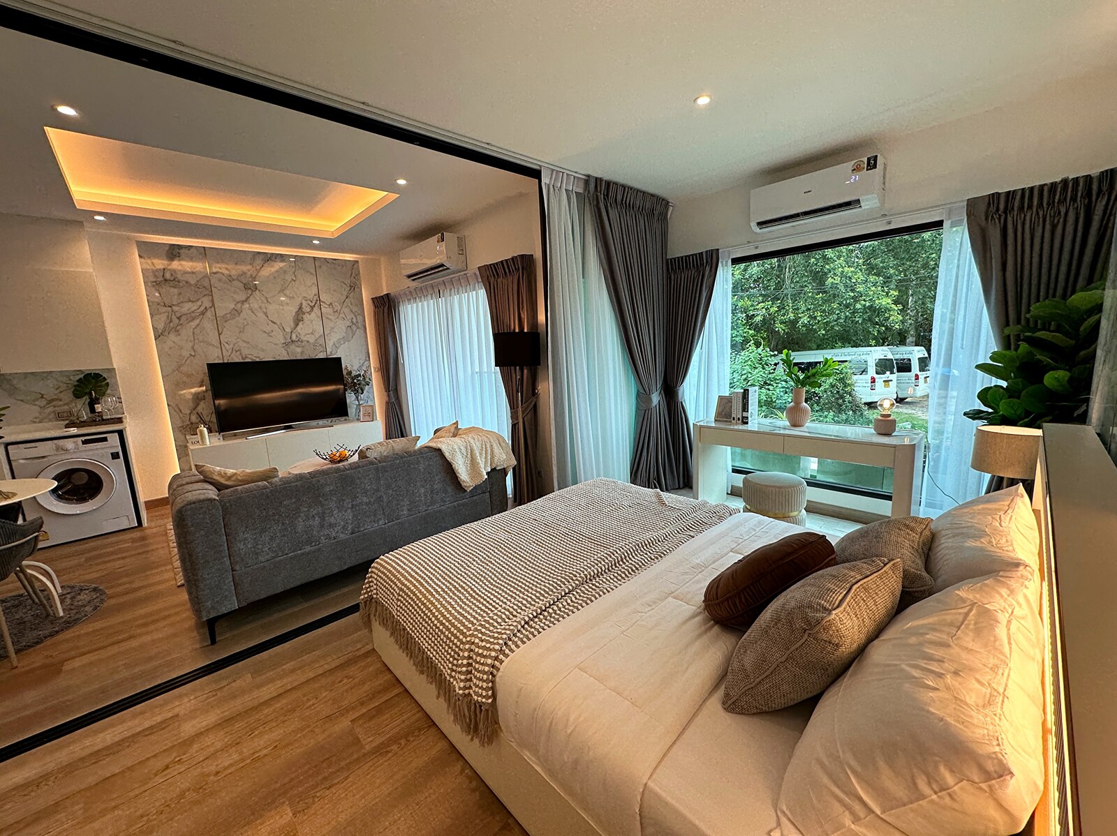 A furnished Siam Oriental Oasis showroom