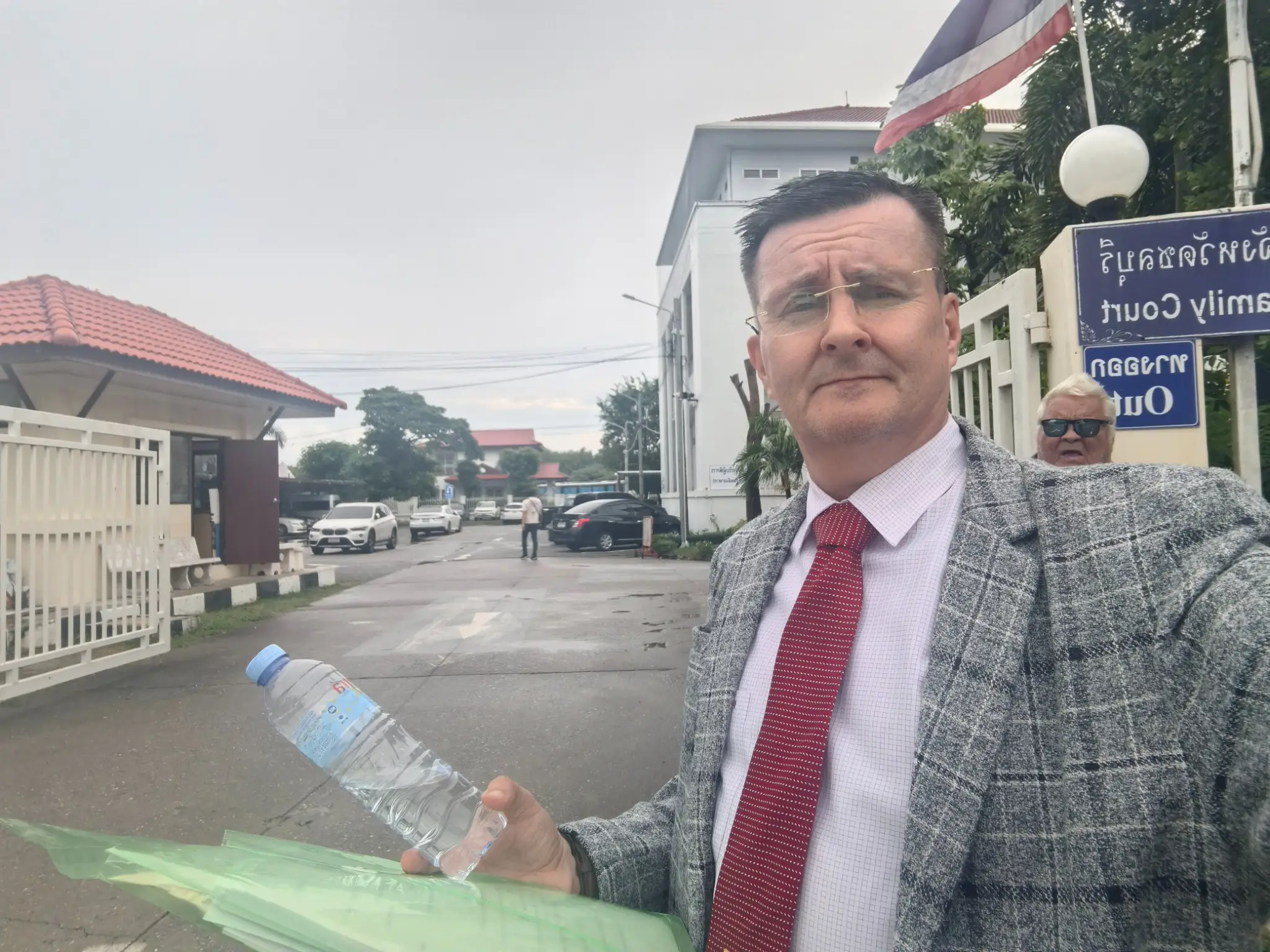 Hans Lankari founder Jouni Ollila outside the Chonburi Family Court